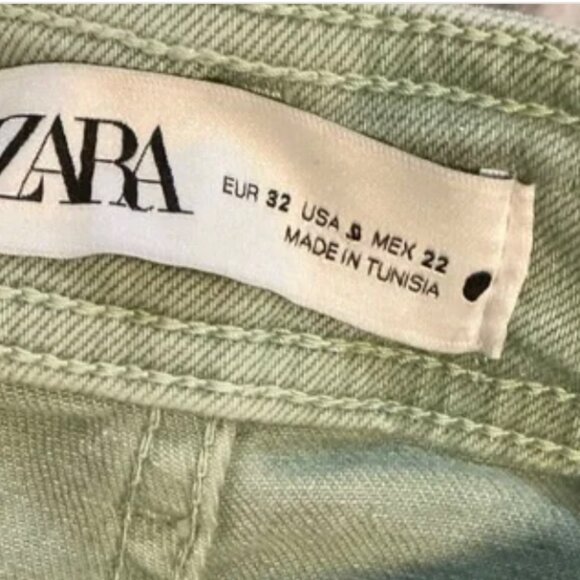 Zara Green Wide Leg High Waisted Flare Jeans - Size 0 - Picture 5 of 5